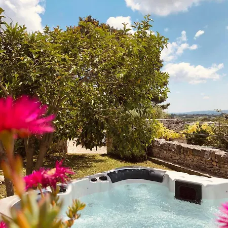 Trulli Di Zia Tata Guest House Locorotondo Exterior photo
