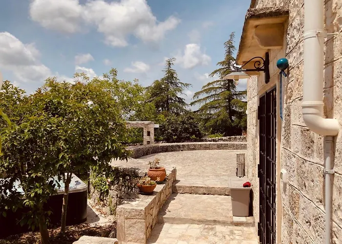 Trulli Di Zia Tata