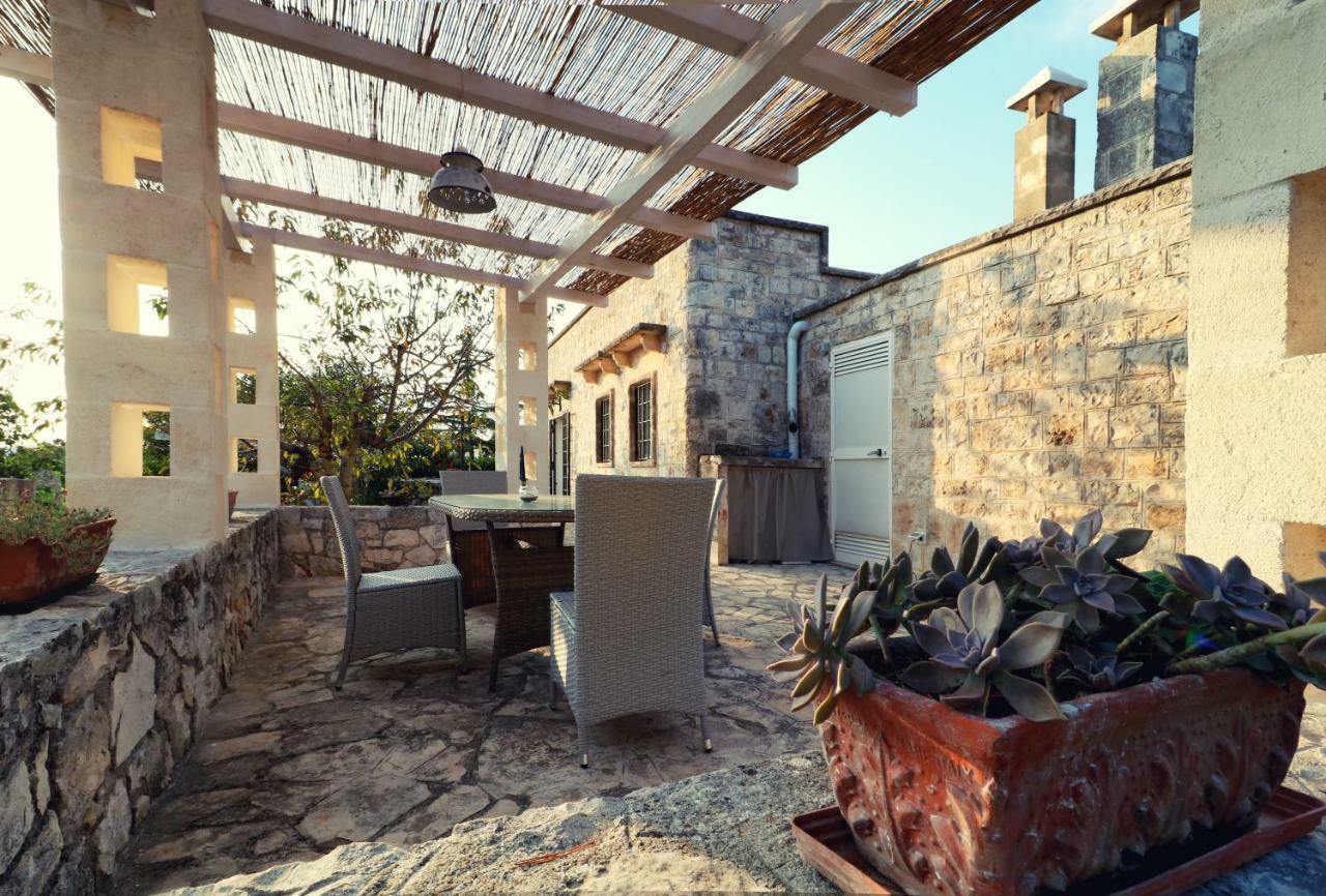 Trulli Di Zia Tata Locorotondo